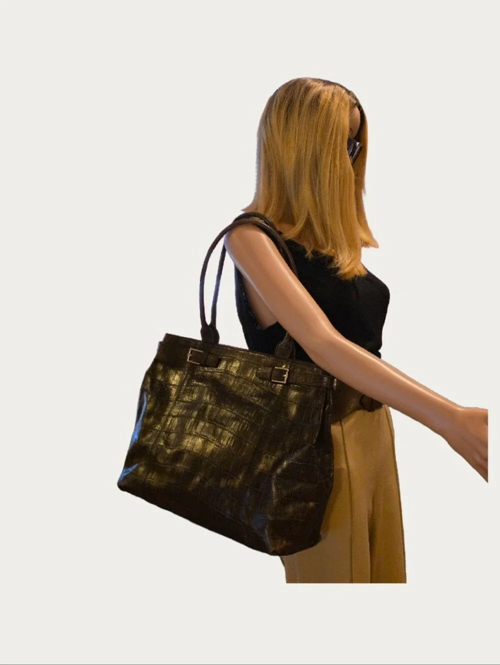 Vintage Kenneth Cole New York Espresso Croc Embossed Leather Tote Belted Buckle